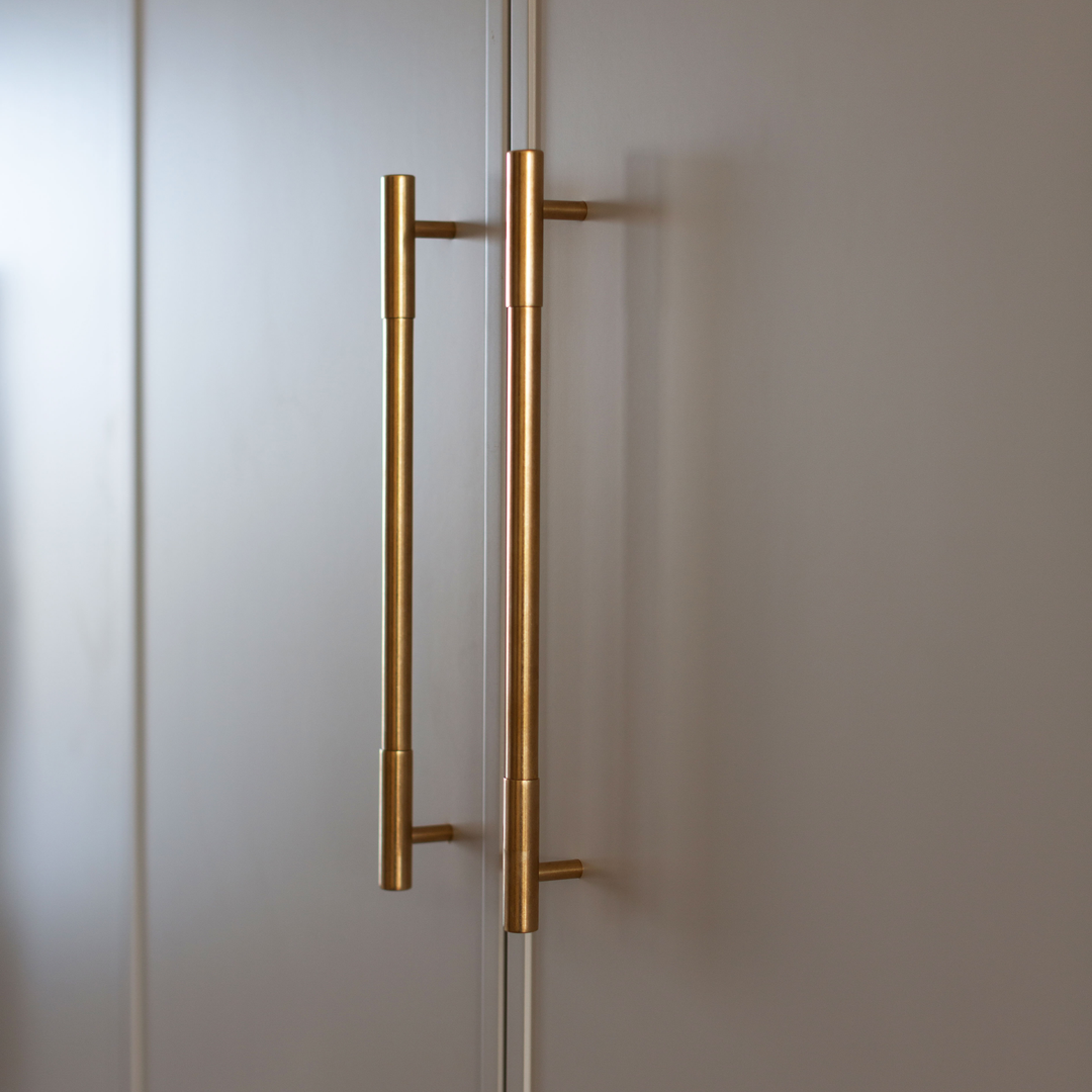 Design by Blank Slate Studio. Photography by Sharon Litchfield. Product shown in our aged brass (BEL).